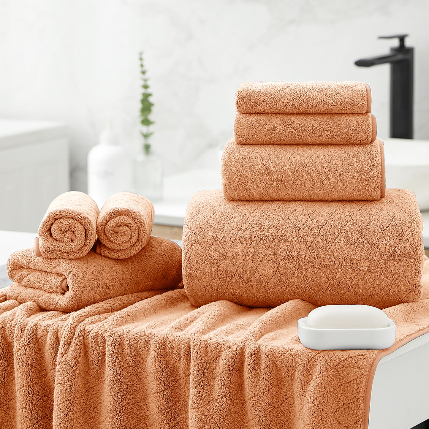 Kebury 8-Piece Towel Set: Oversize Bath, Hand & Washcloths - Ultra Soft & Absorbent