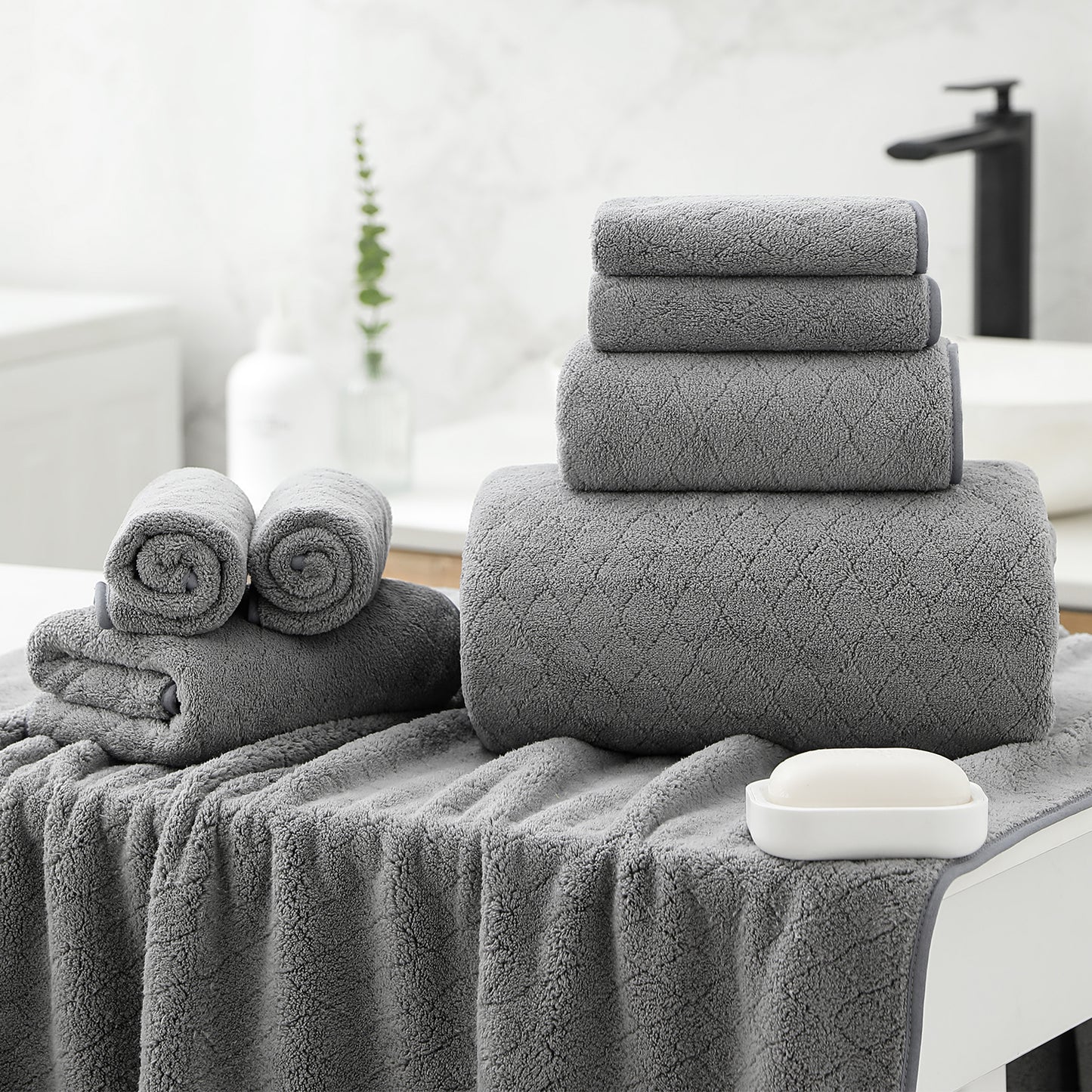 Kebury 8-Piece Towel Set: Oversize Bath, Hand & Washcloths - Ultra Soft & Absorbent