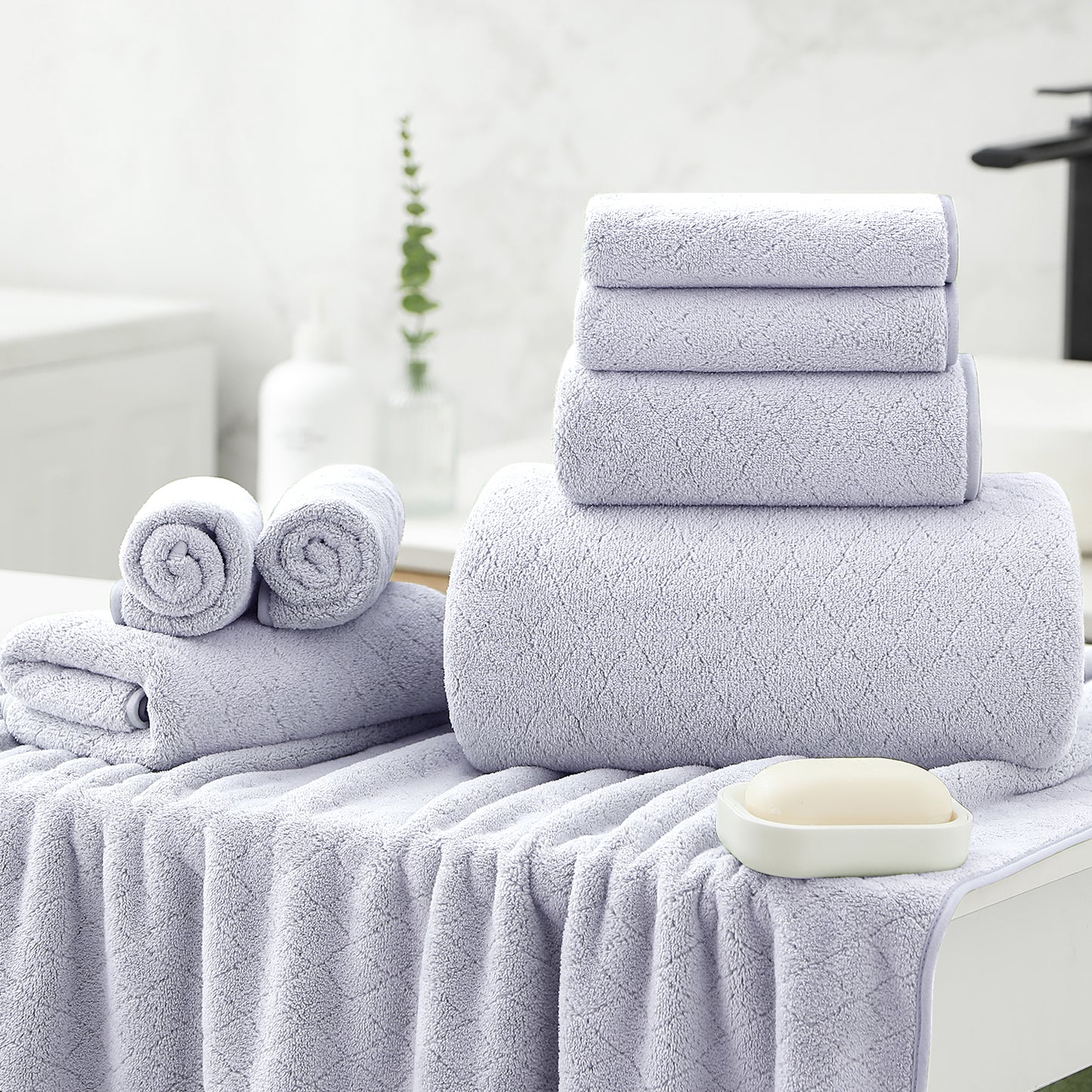 Kebury 8-Piece Towel Set: Oversize Bath, Hand & Washcloths - Ultra Soft & Absorbent