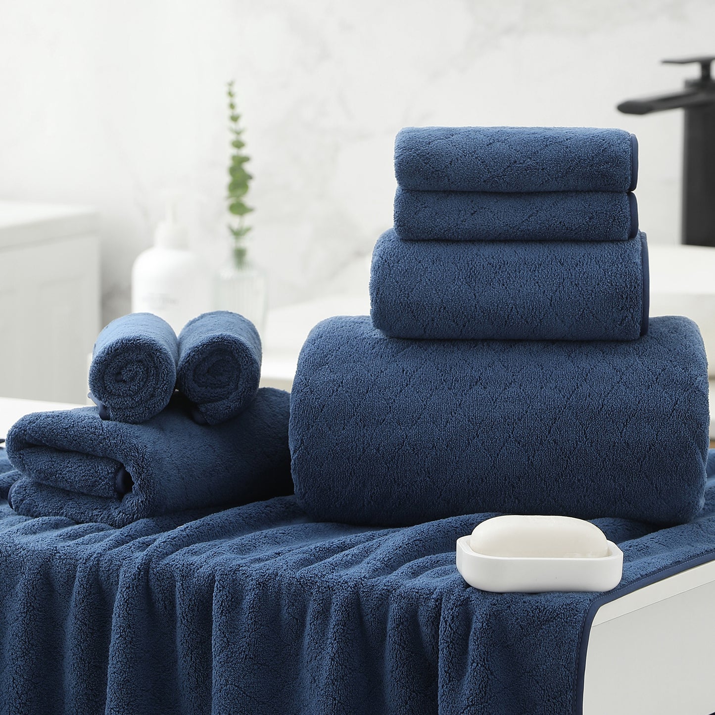 Kebury 8-Piece Towel Set: Oversize Bath, Hand & Washcloths - Ultra Soft & Absorbent