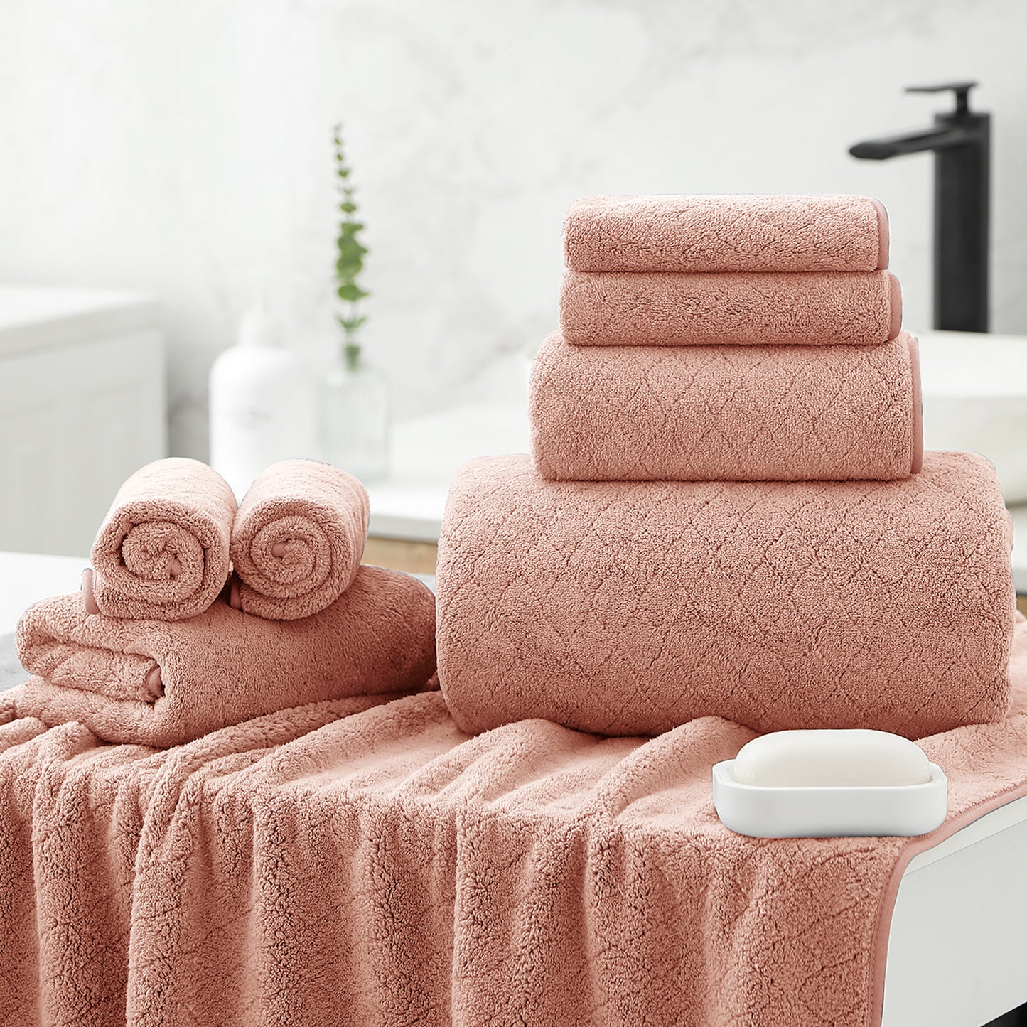 Kebury 8-Piece Towel Set: Oversize Bath, Hand & Washcloths - Ultra Soft & Absorbent