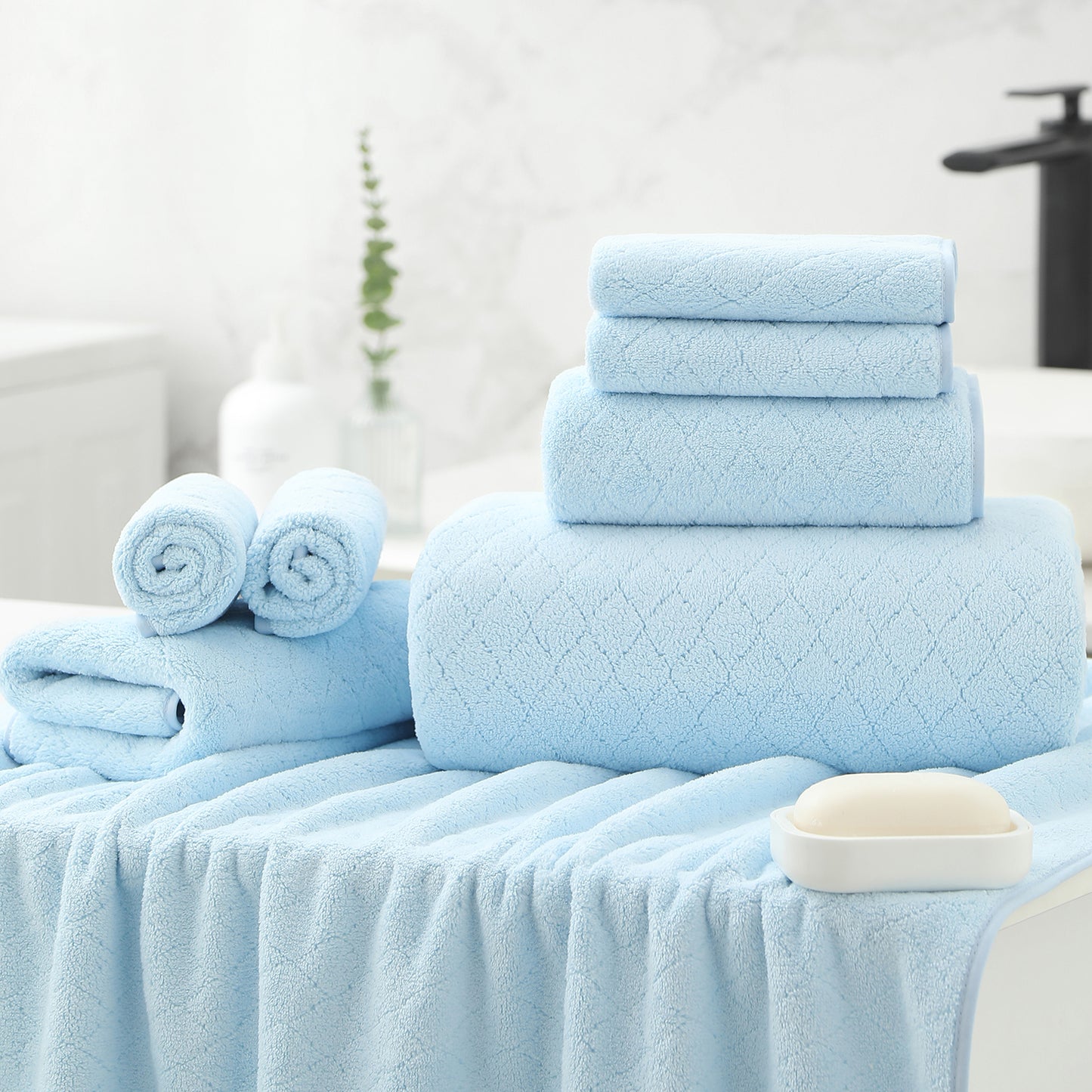 Kebury 8-Piece Towel Set: Oversize Bath, Hand & Washcloths - Ultra Soft & Absorbent